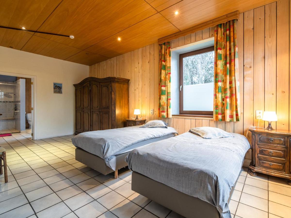 Modern Holiday Home In Sourbrodt With Private Pool Вэм Экстерьер фото