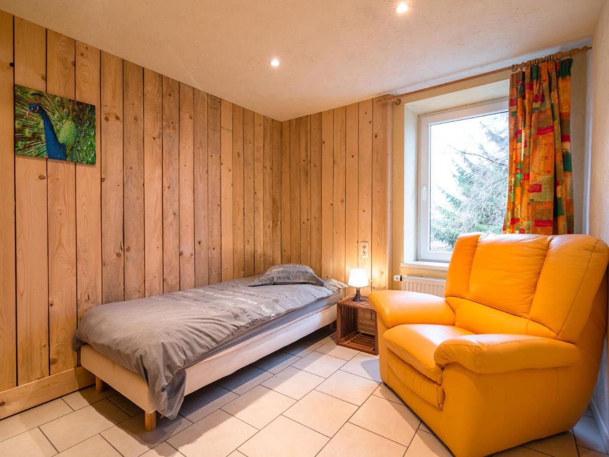 Modern Holiday Home In Sourbrodt With Private Pool Вэм Экстерьер фото